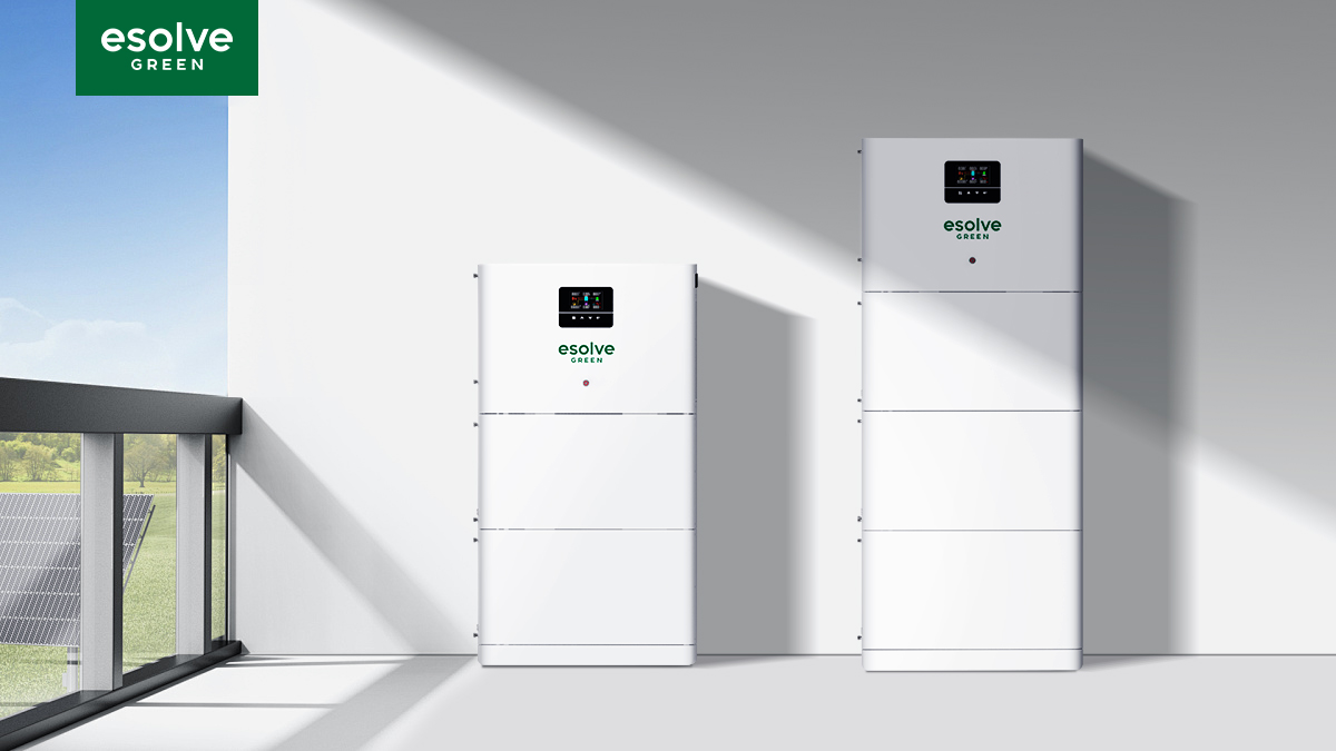 EGSmart sur balcon avec panneaux solaires